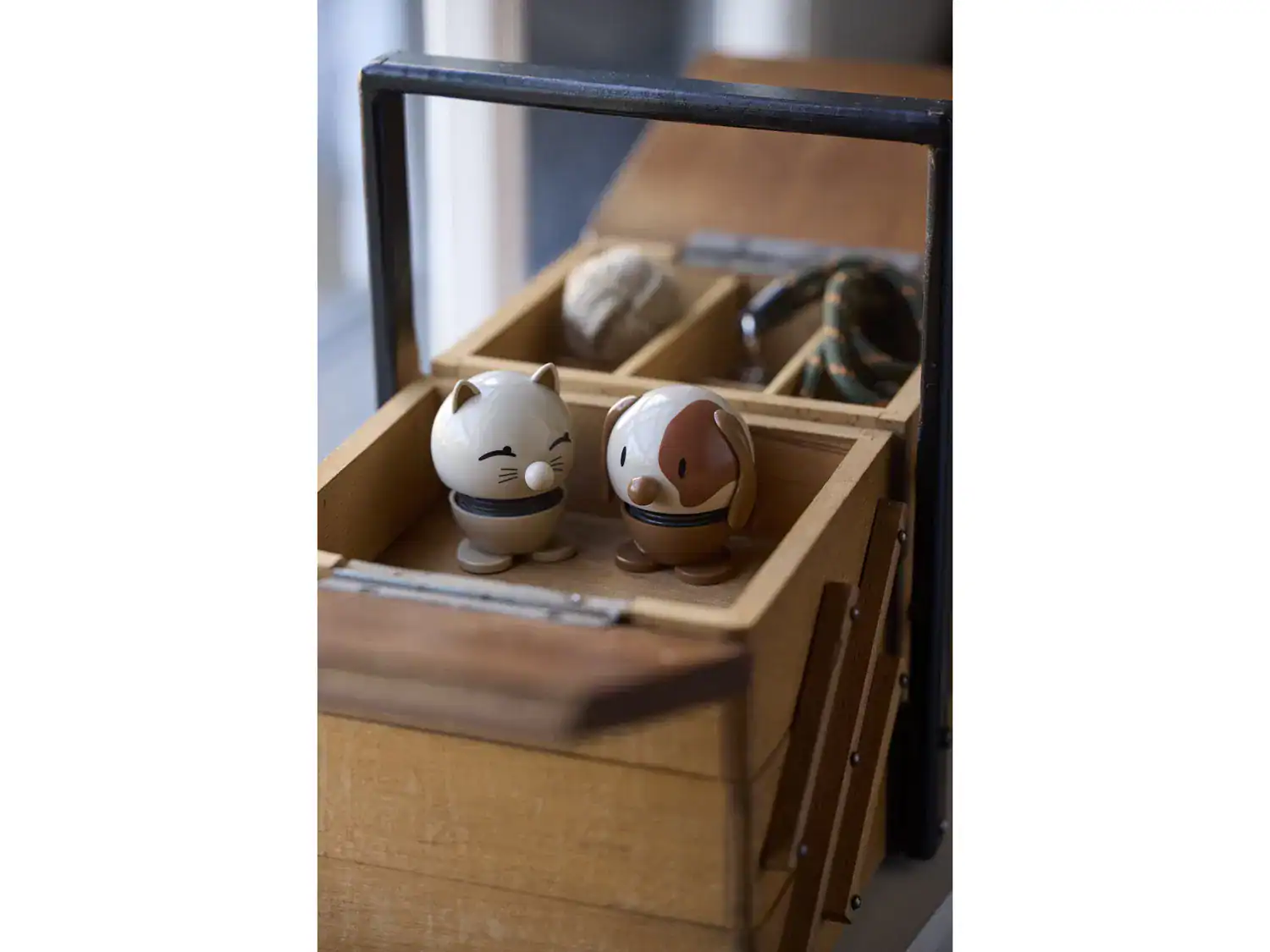 Dog Bumble White Small Höjd 6cm Hoptimist - Bild 6