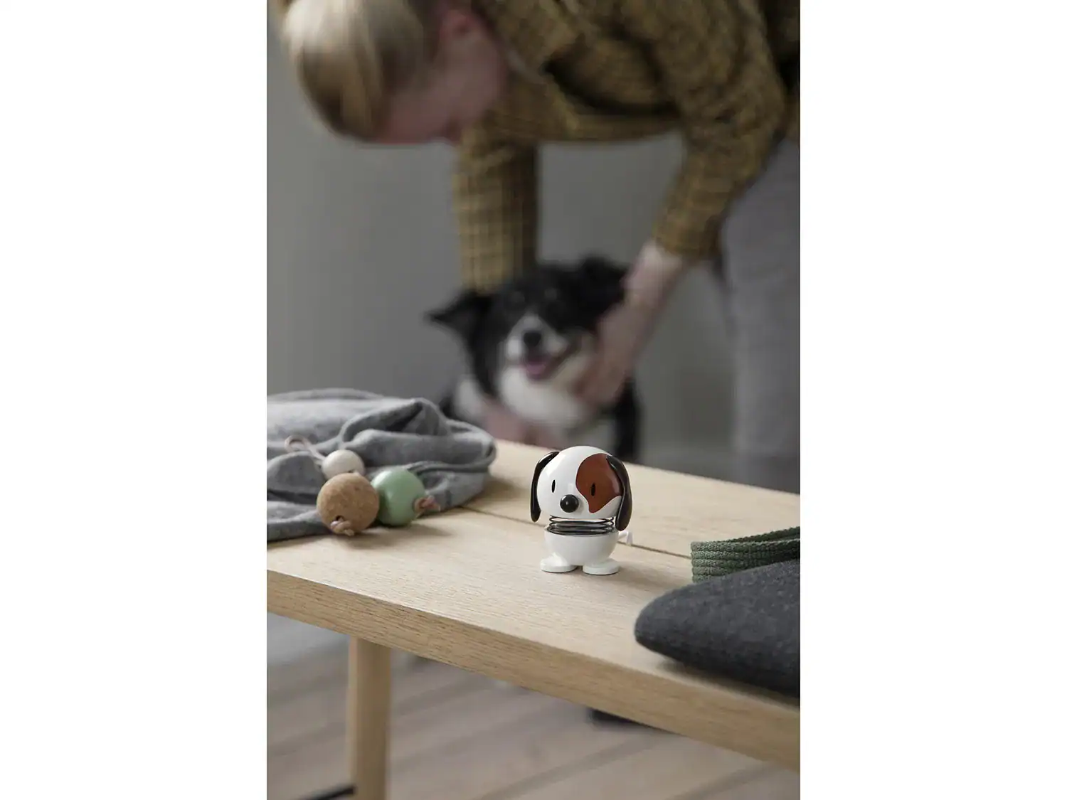 Dog Bumble White Small Höjd 6cm Hoptimist - Bild 3