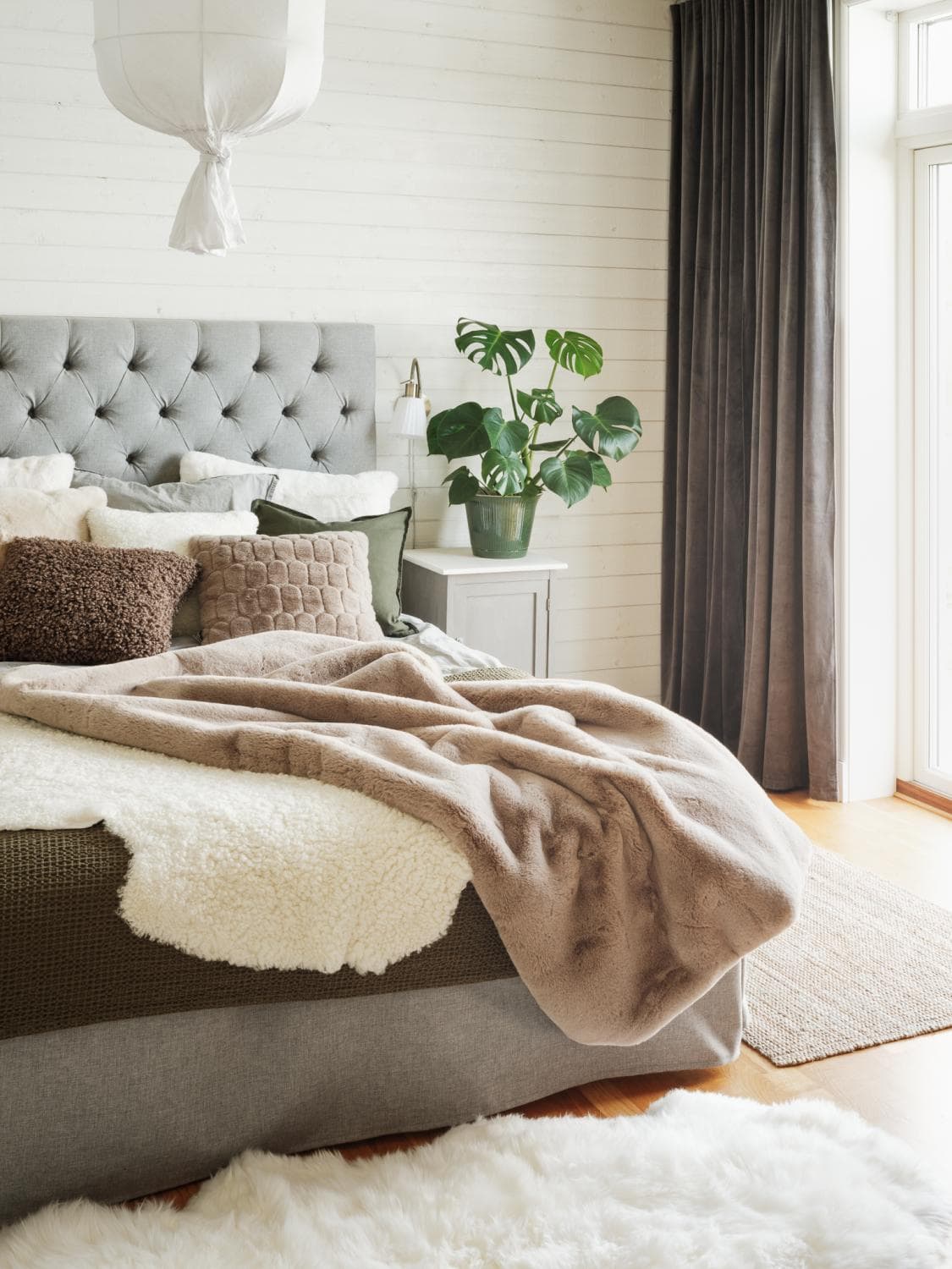 Fluffy Blanket Taupe 180*120cm från Skinnwille - Bild 4