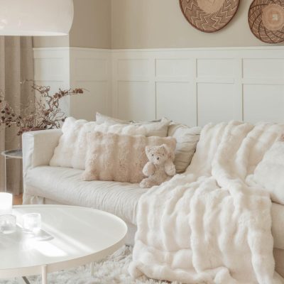 Misty Pläd Ivory 220*140cm från Skinnwille