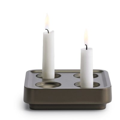 Stumpastake Fyran Bronzefärg Aluminium för 4 ljus Från Born in Sweden