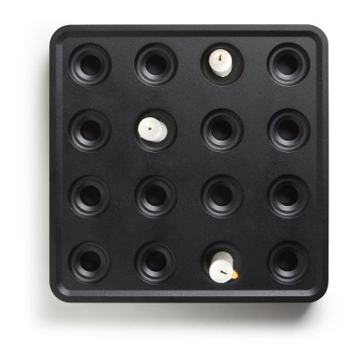 Stumpastake Orginal Svart för 16 ljus Från Born in Sweden